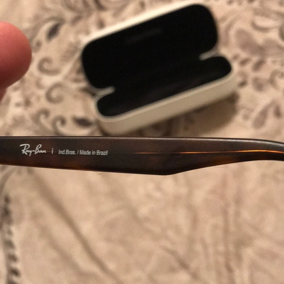 Sunglasses - Picture 7 of 8